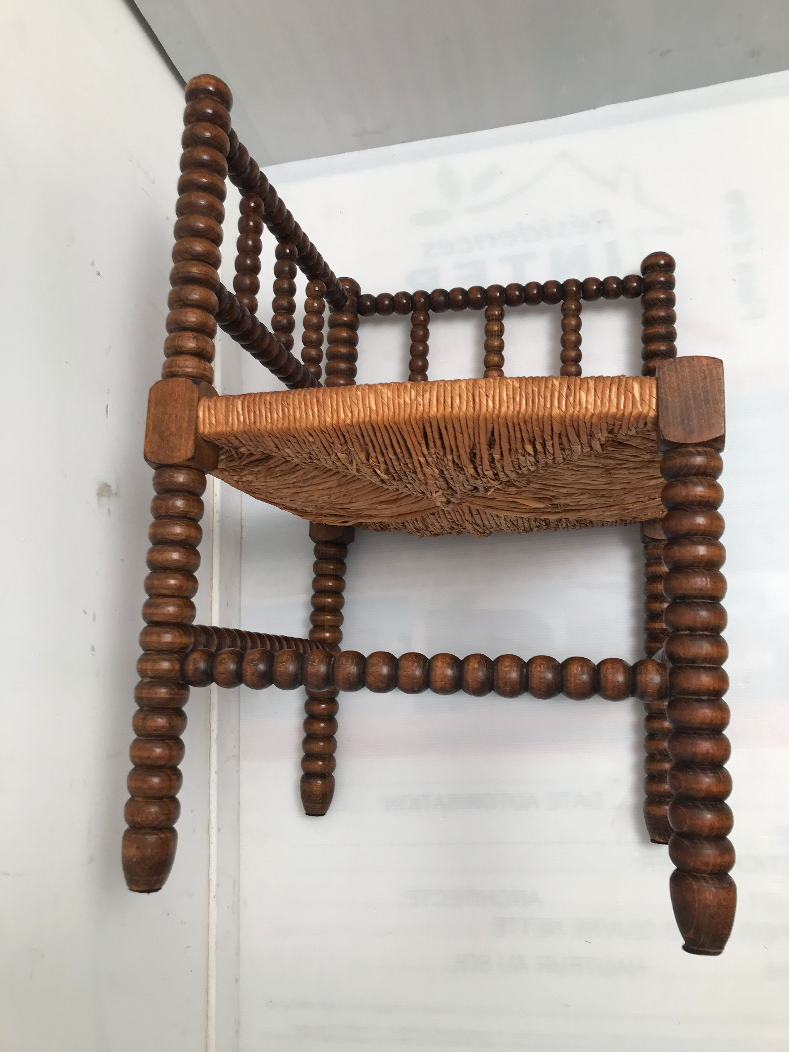Vintage wooden corner chair turns, 50/60