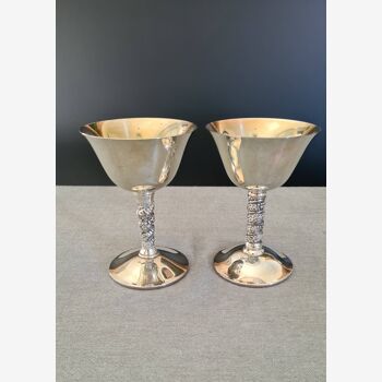 Silver metal ''Angulo'' wine goblets