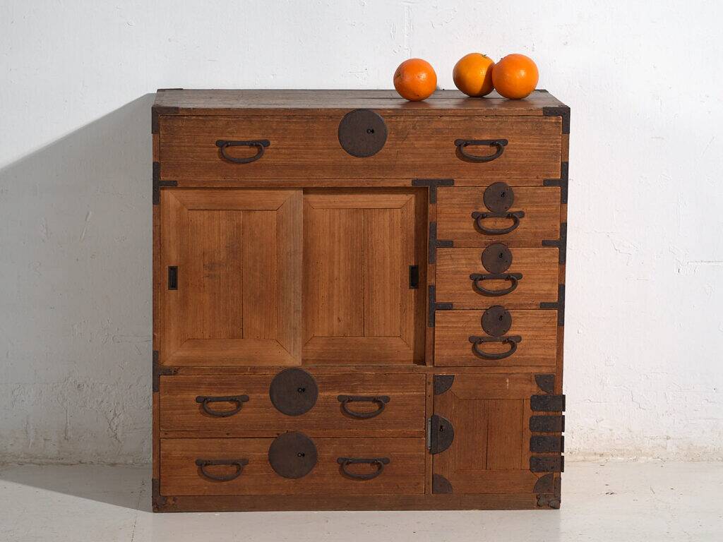 Antique storage furniture – Meiji / Taishō period (c.1868-1926) #98