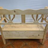 Chest bench in fir