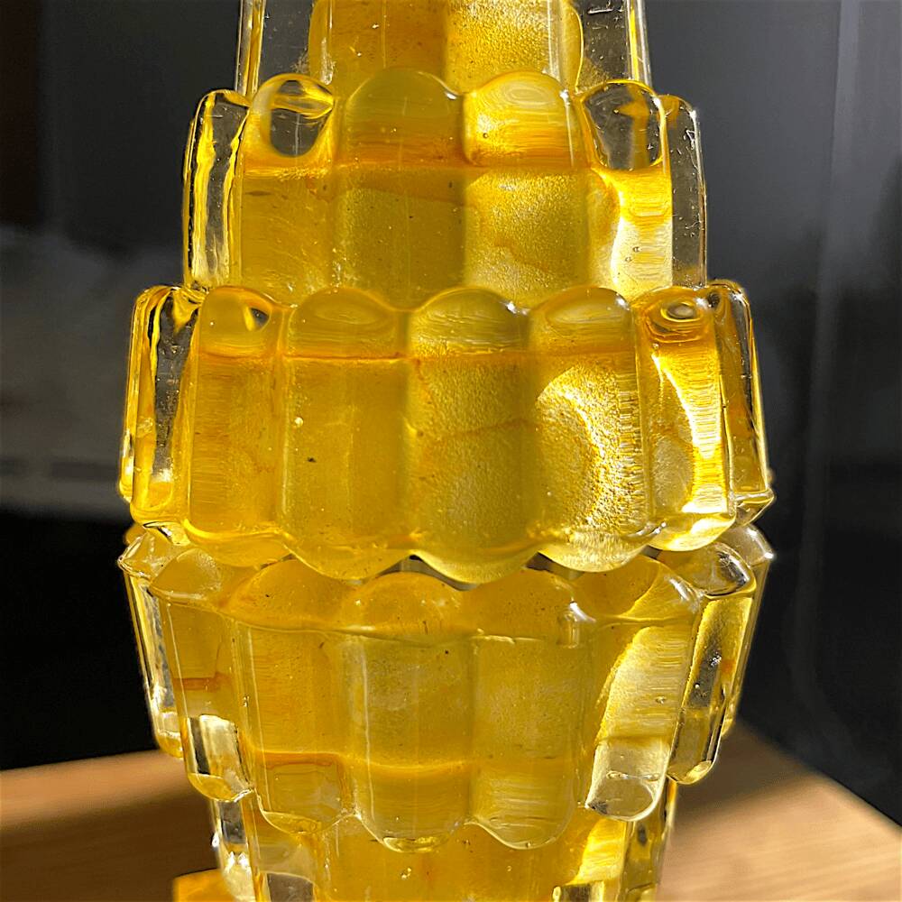 Lampe de table Hollywood Regency avec base en lucite