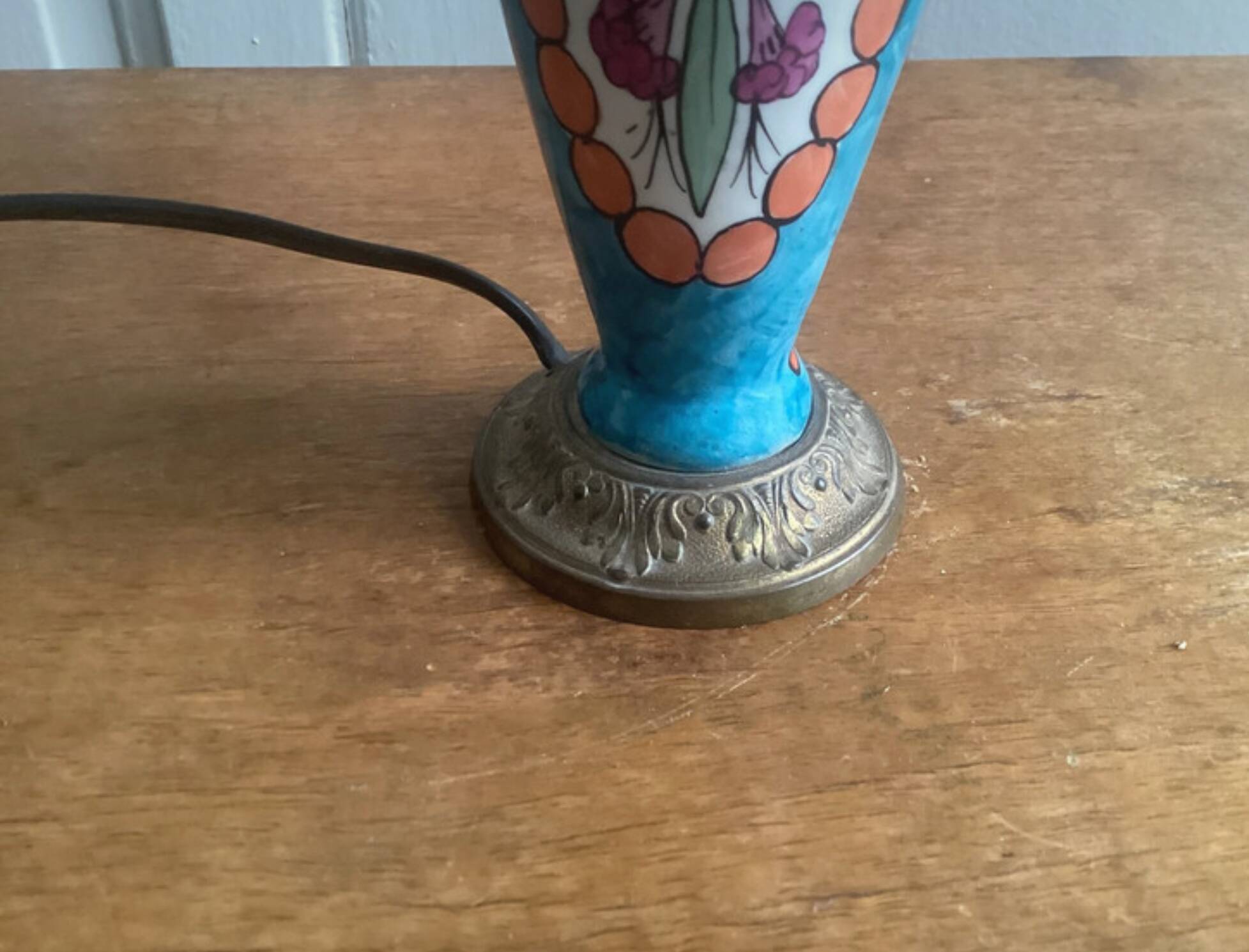 Antique table lamp in Limoges porcelain and gilded bronze