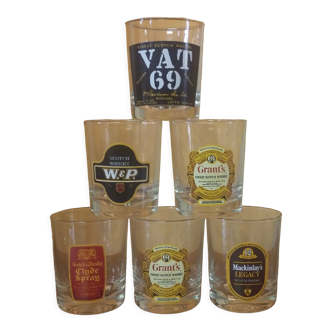 Verres à whisky estampillés