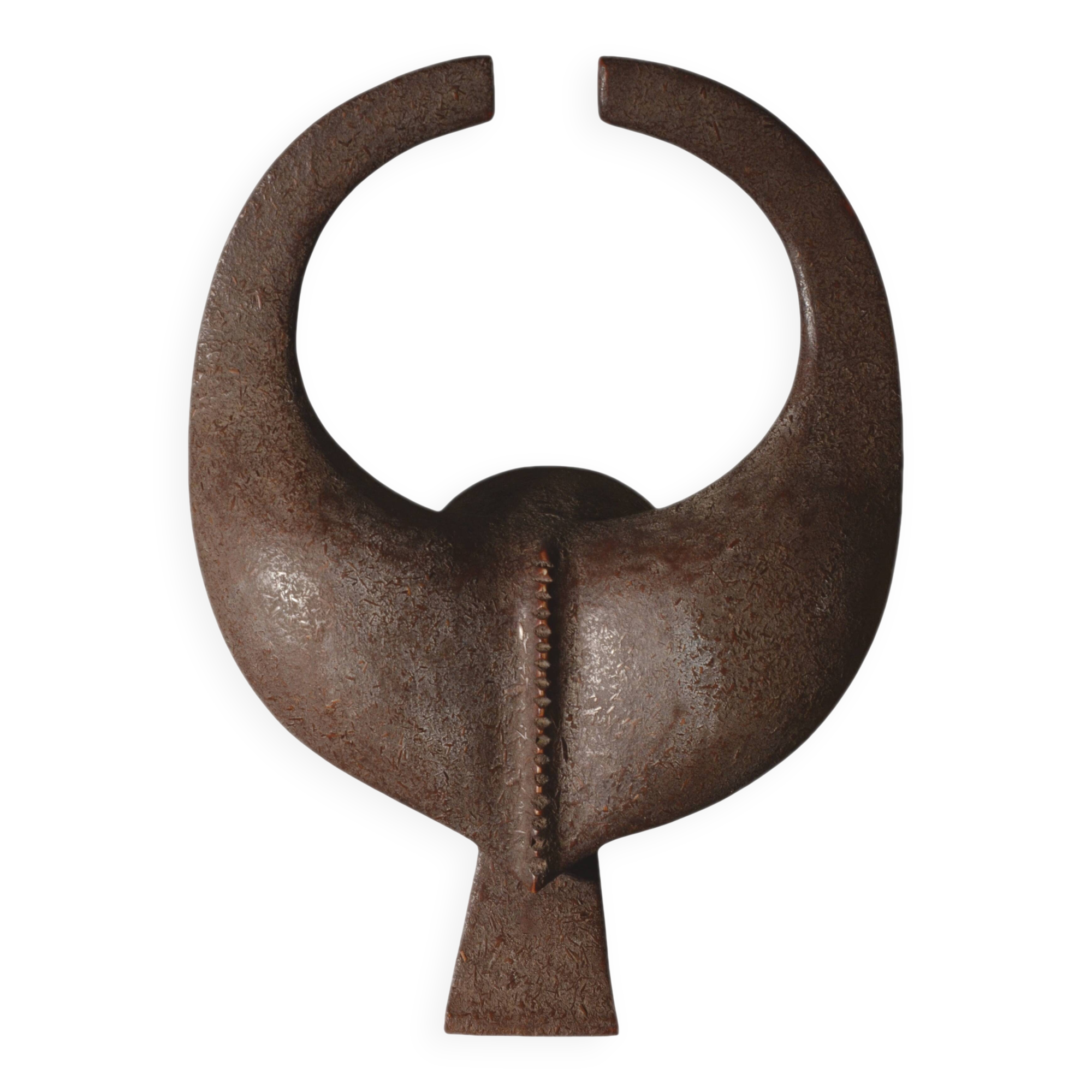 African wooden mask, symbolising a buffalo, Nigeria, 26x34cm