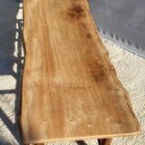 Farmhouse bench-table with a natural feel