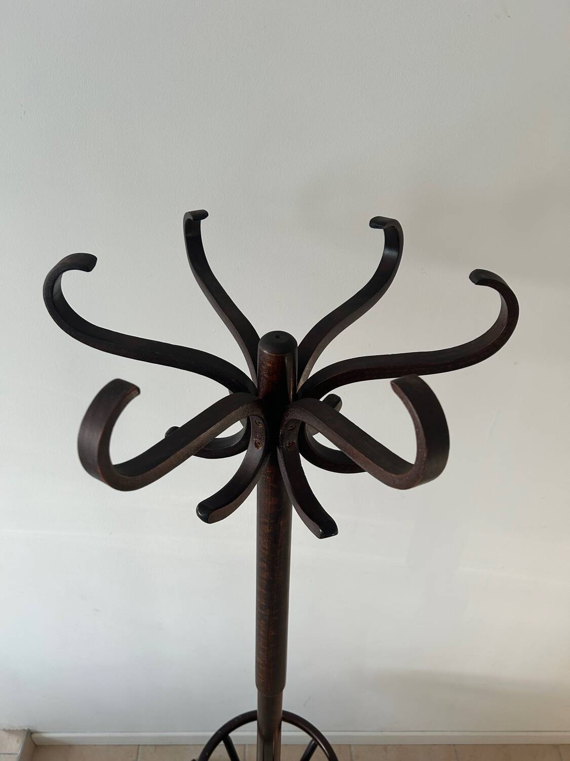 Baumann style 1960 swivel parrot coat rack in bent wood