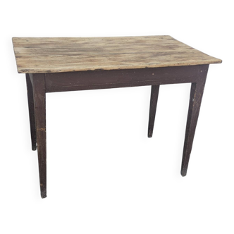 Farmhouse table