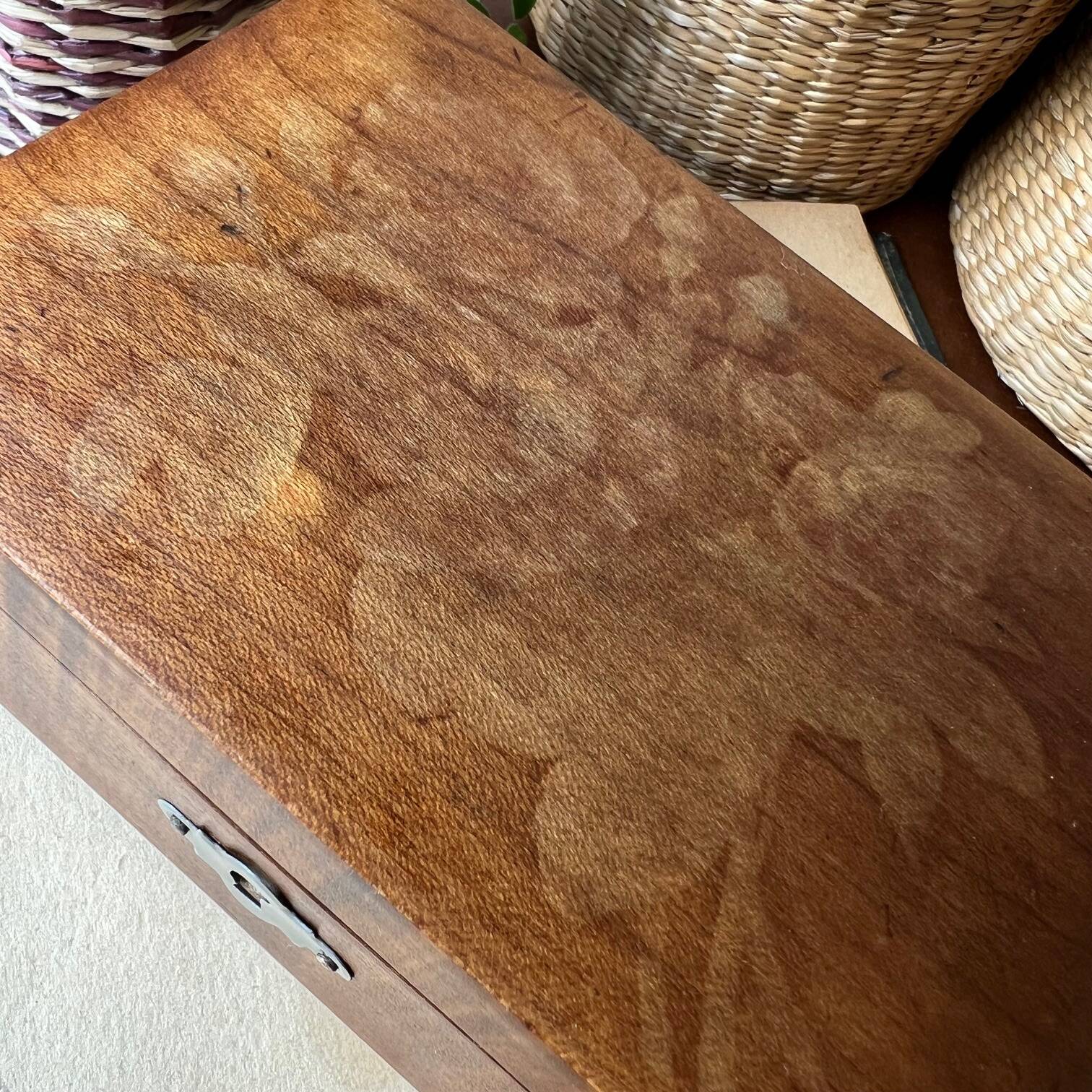 Jewelry box "in the shade of roses"