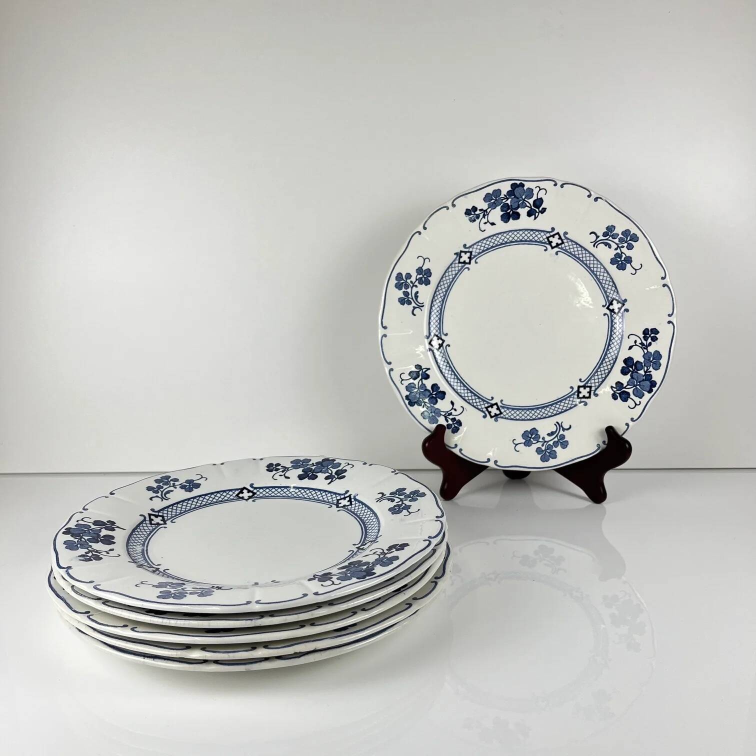 Set of 6 flat plates Terre de Fer KG Lunéville, model "Jane", blue, 1890-1915