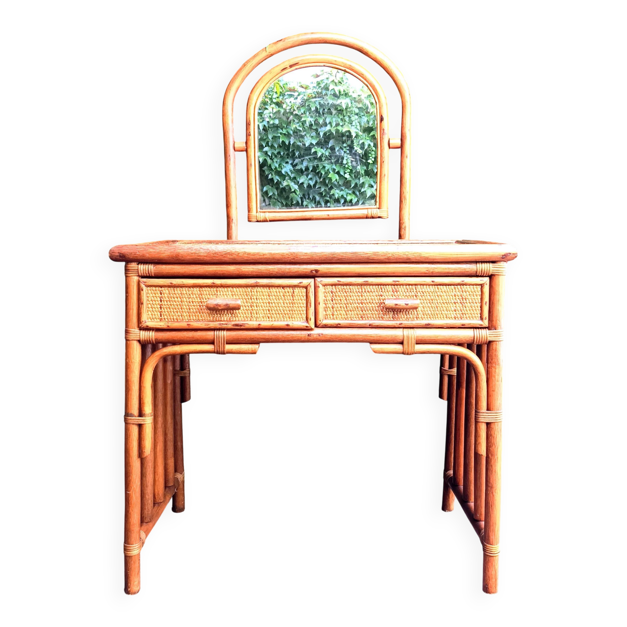 Rattan hairdresser