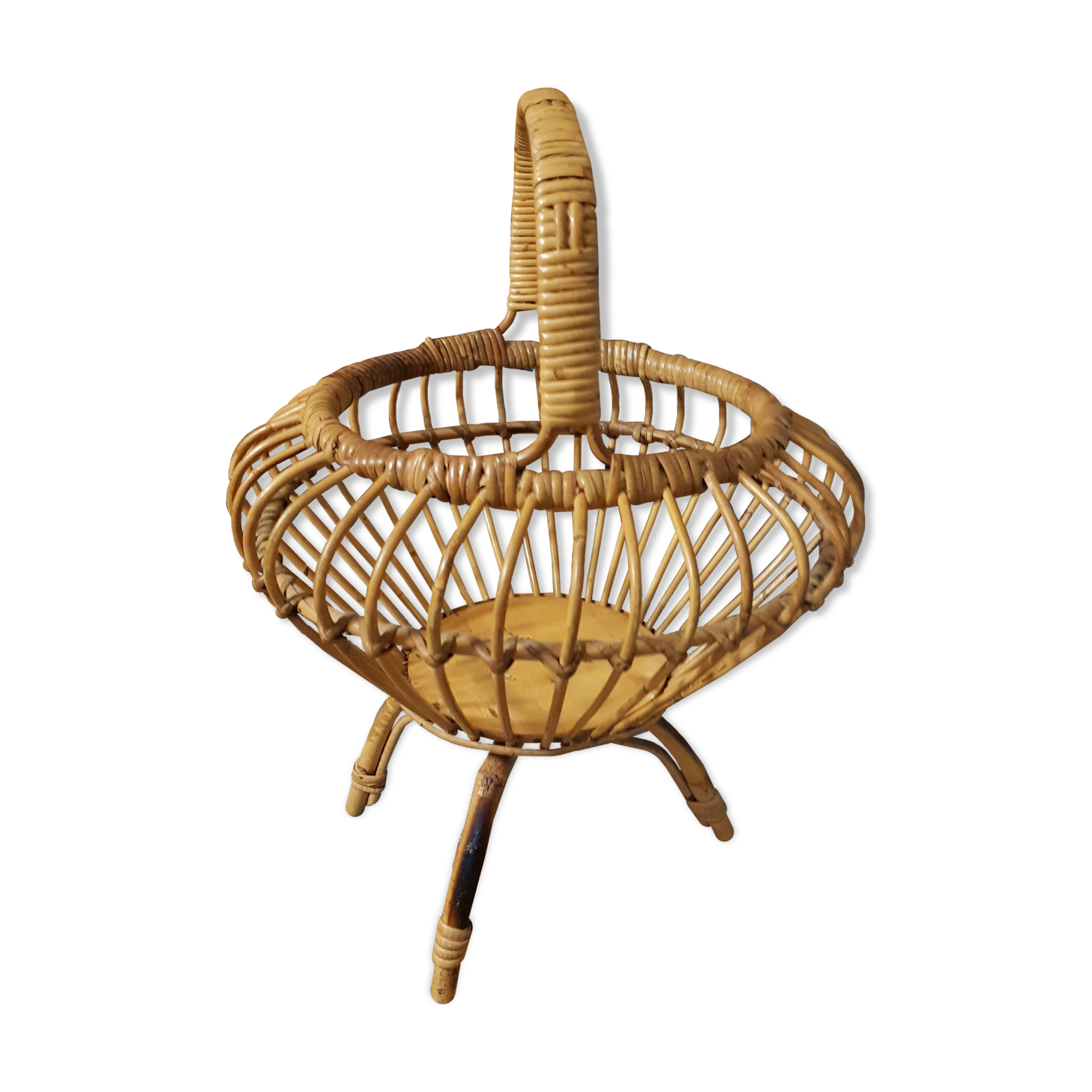 Vintage rattan worker