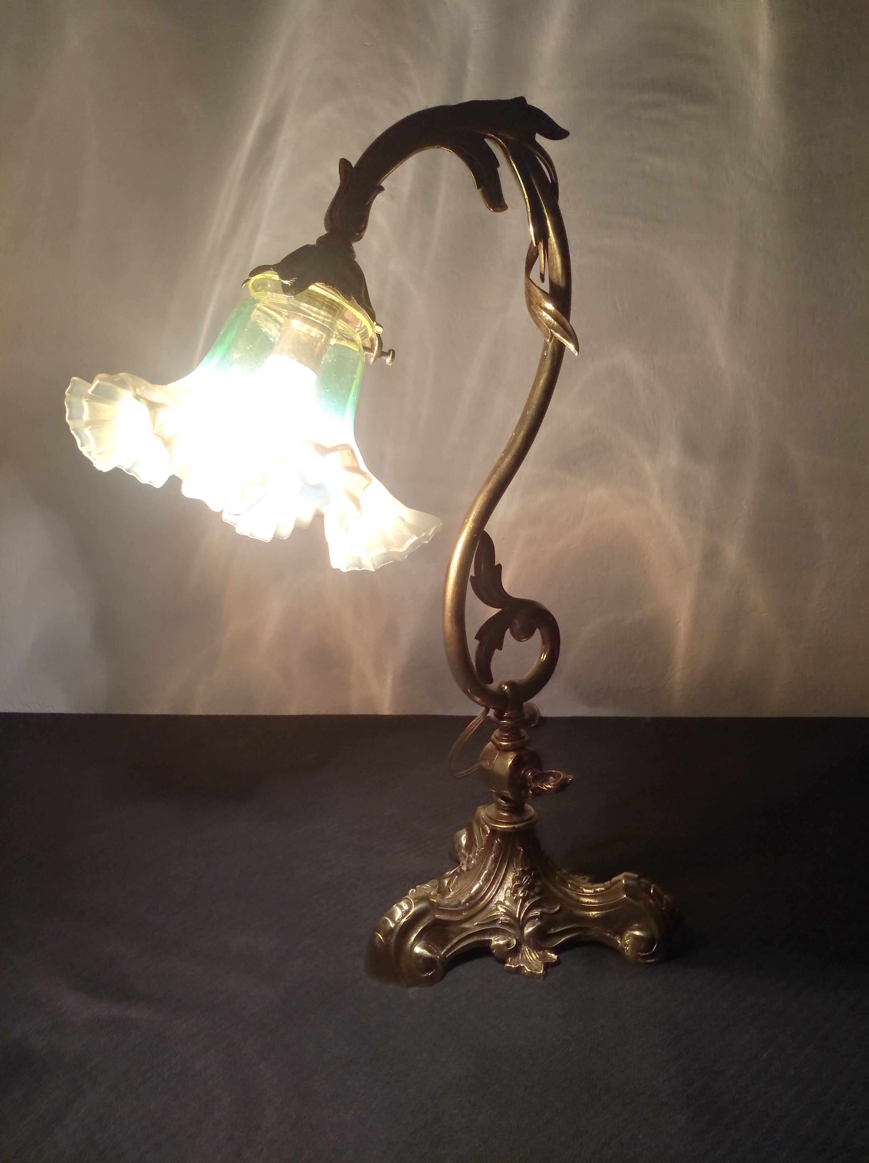 Bronze Art Nouveau lamp