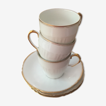 set of 3 cups and old saucers