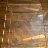 Table basse en plexiglass