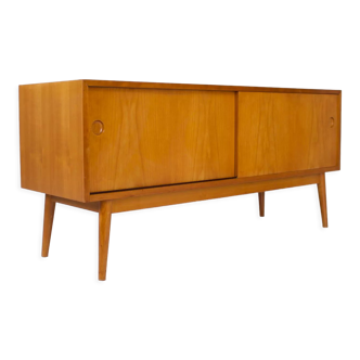 Sliding door sideboard