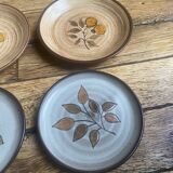 4 flower plates from Salins and Niderviller from the 1970s.