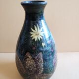 Vase peint en terre cuite
