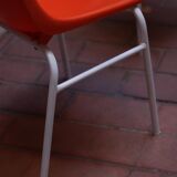 Set of 2 vintage orange chairs – Retro design