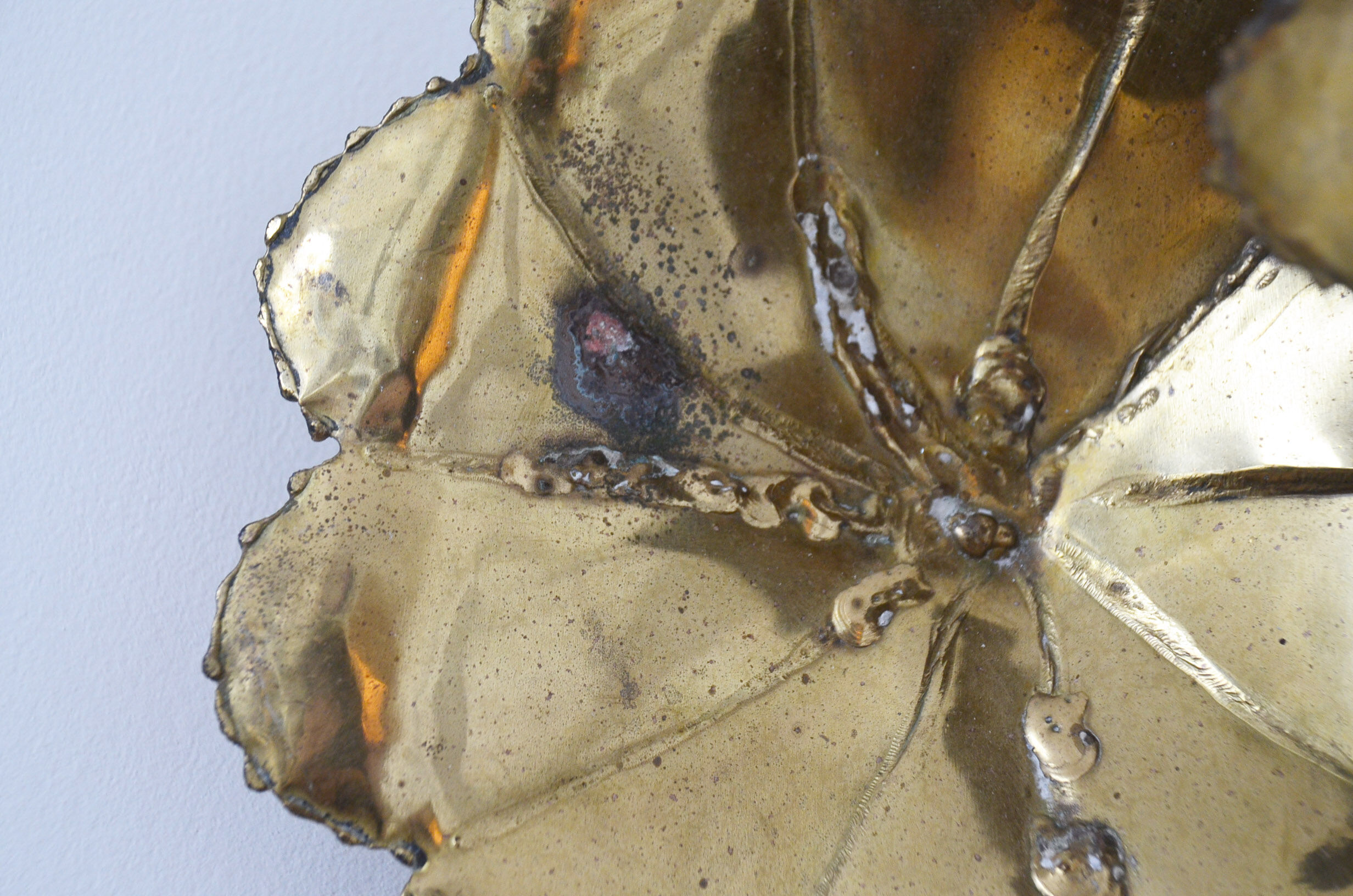 Wall light water lily brass 70s