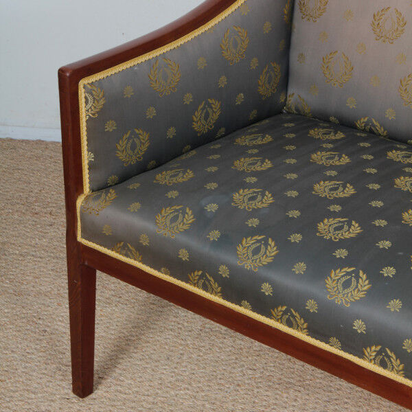 Banquette in the style of Jean-Michel Frank from the 1930s-1940s.