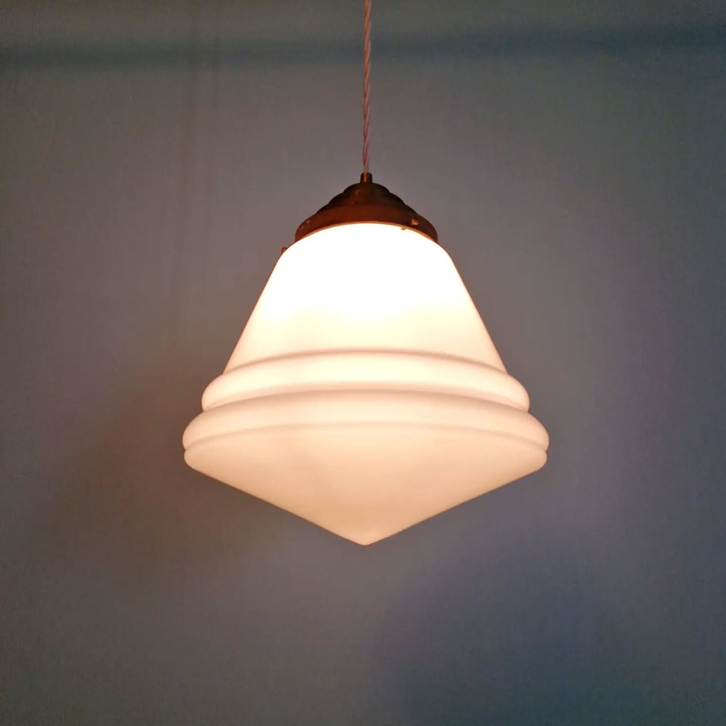 Art Deco conical white opaline suspension, 1920-30