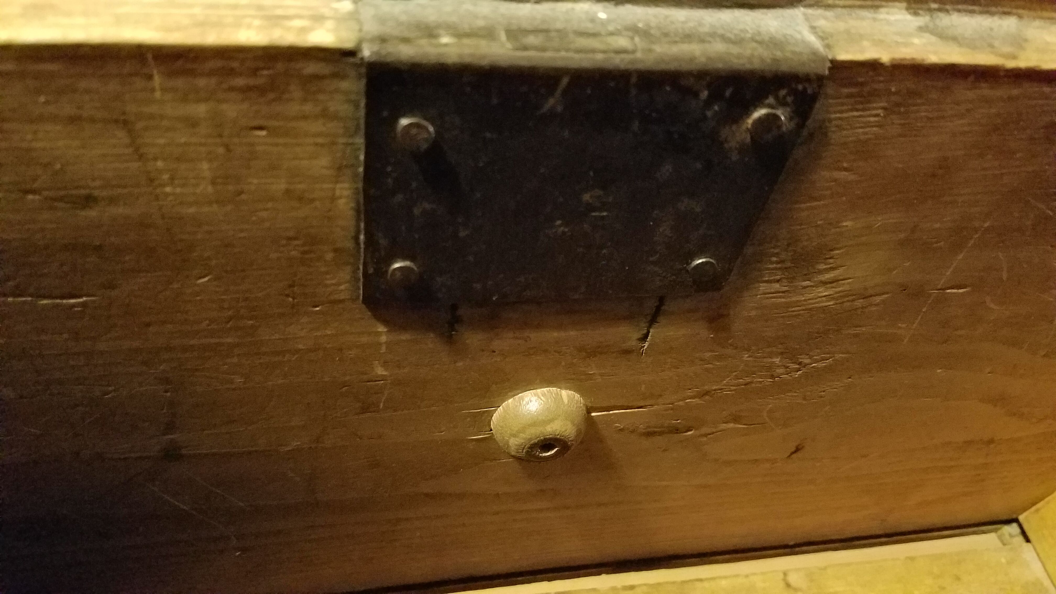 English chest of drawers nineteenth in pine