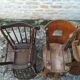 Chaises de bistrot dépareillées