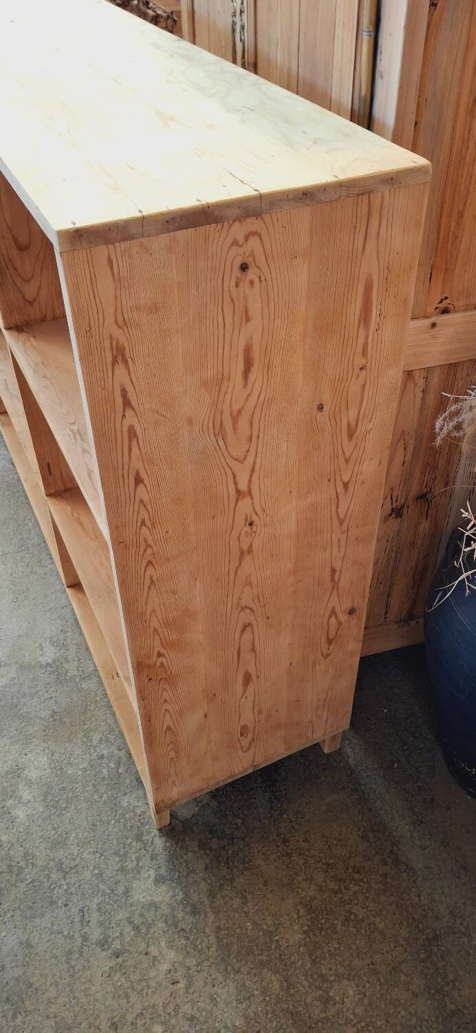 Locker furniture on feet