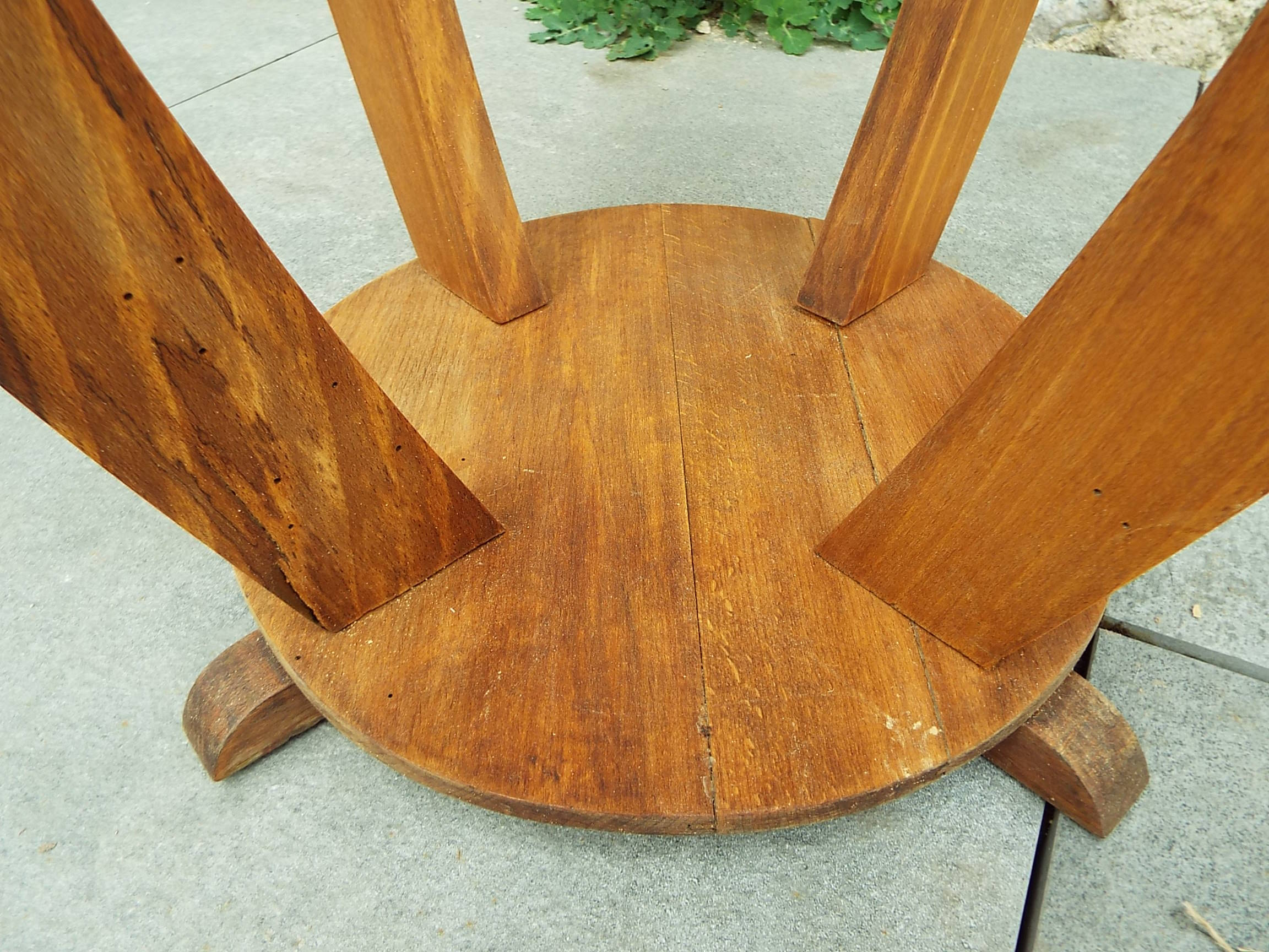 Art Deco pedestal table