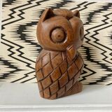 Hibou en bois sculpté