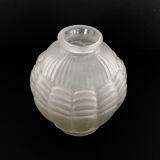Art Deco vase in frosted glass. Art Deco era. Made in France
