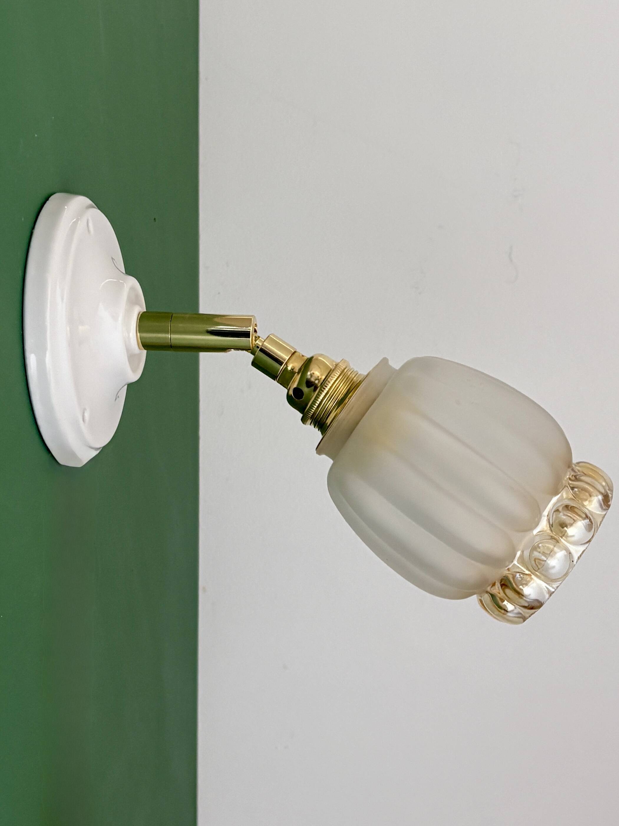 Vintage tulip wall light in frosted and amber glass