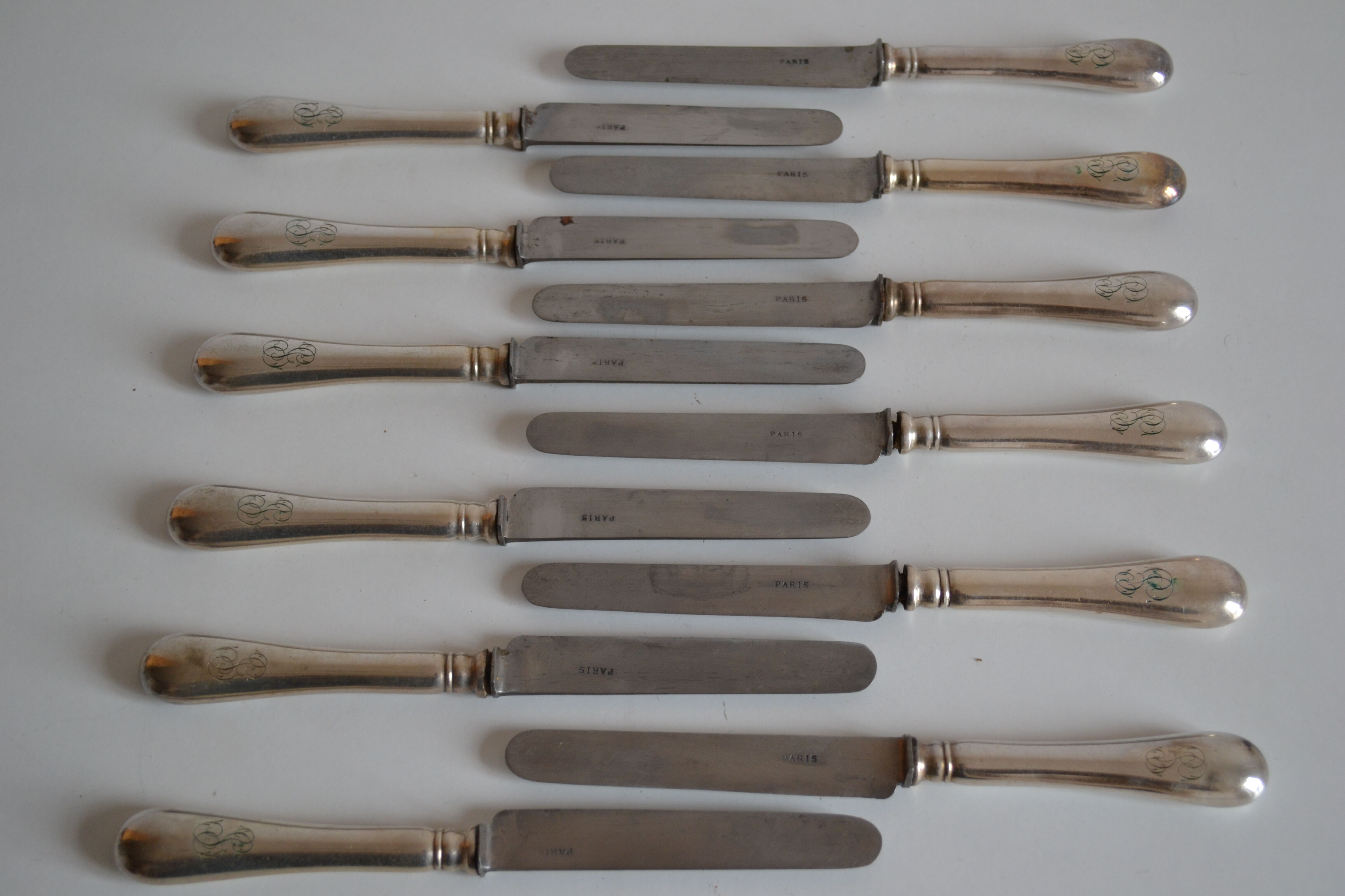 12 dessert knives old metal silver monogram