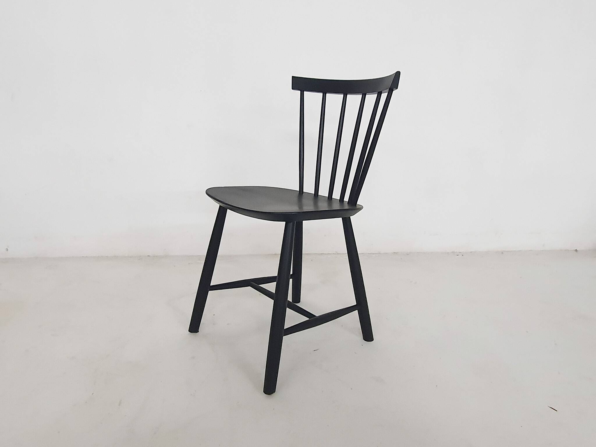 Poul M. Volther J46 spindle back chairs for FDB Mobler, Denmark, 1956