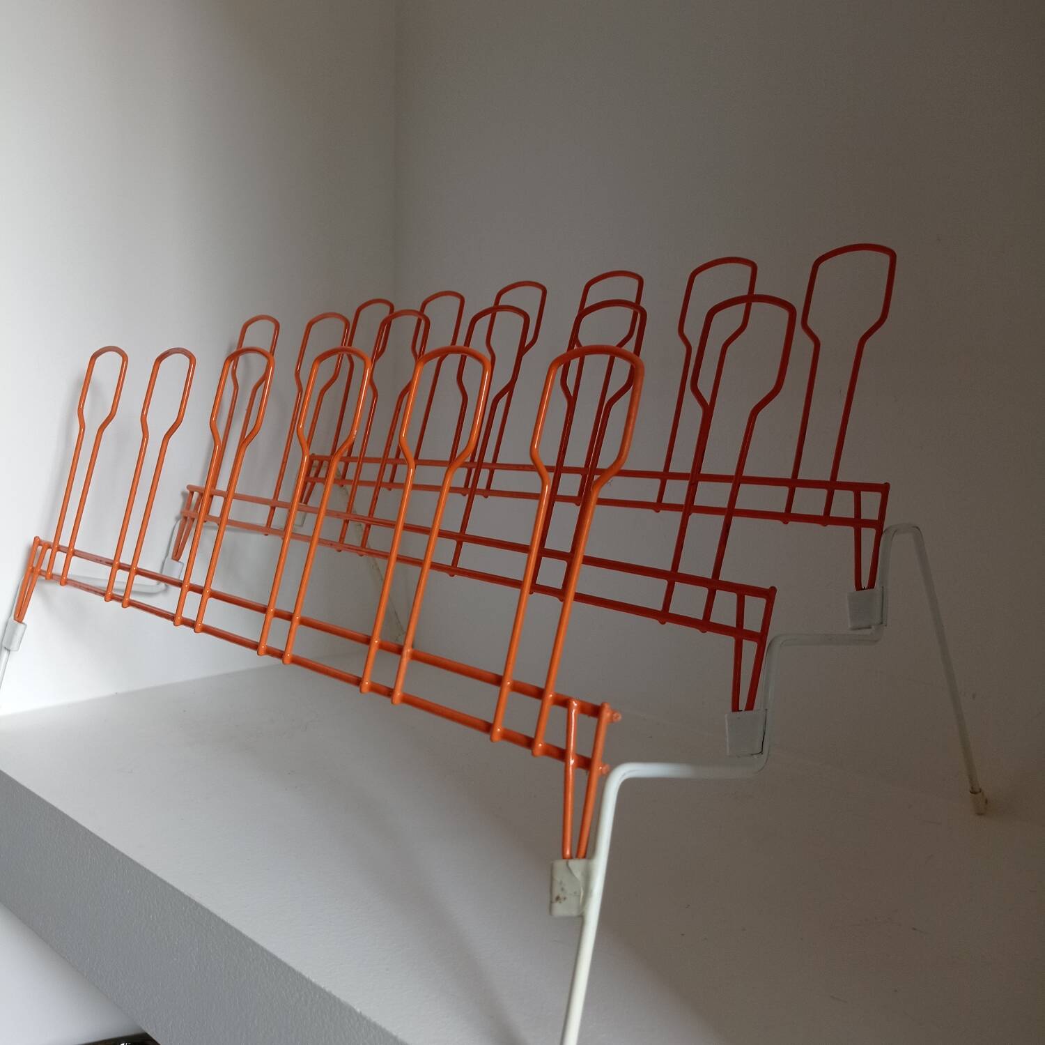 Tomado vintage shoe rack