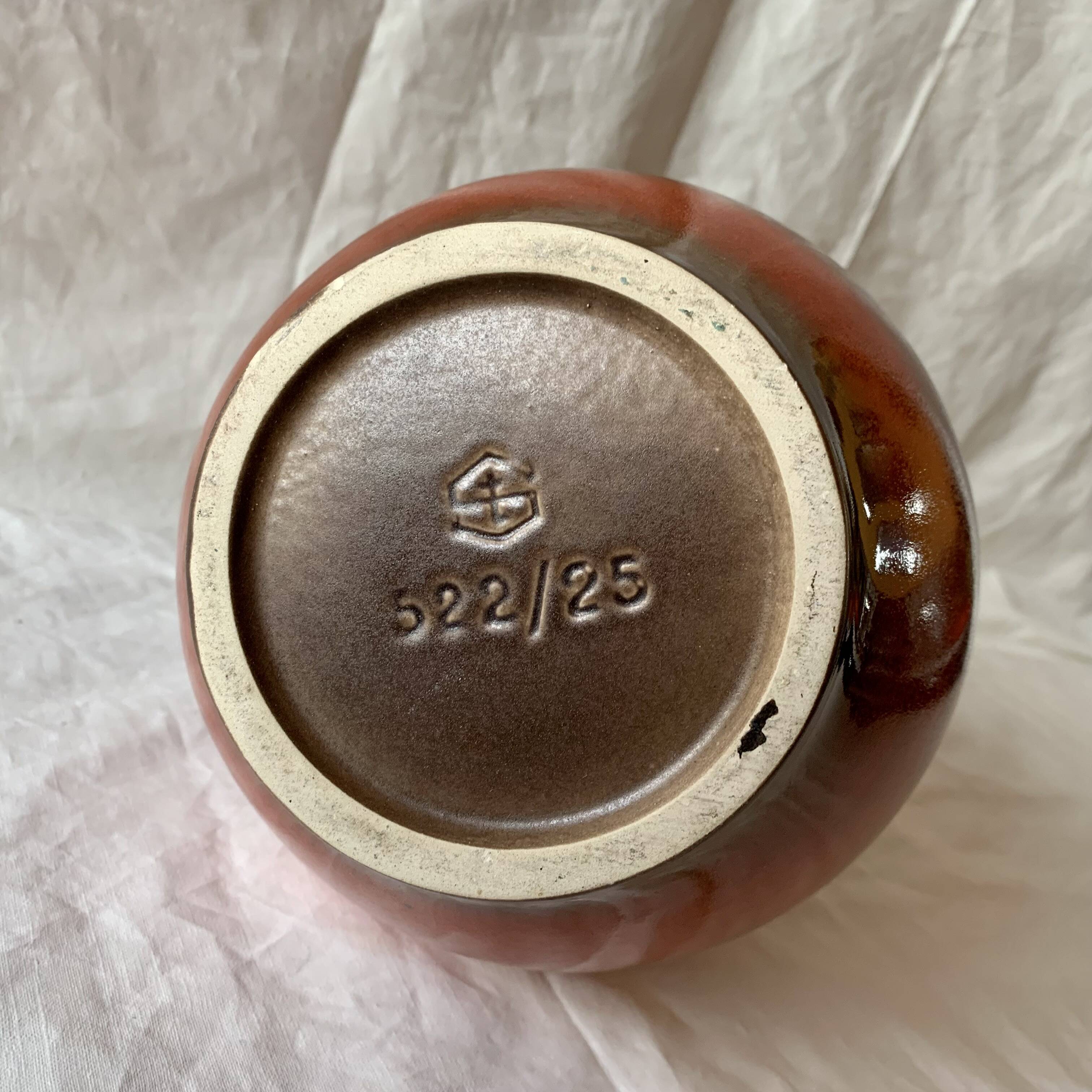 Vintage West Germany Sleuter Vase 522 25