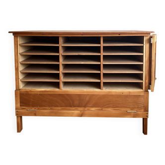 Workshop furniture, printing storage