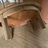 Round coffee table