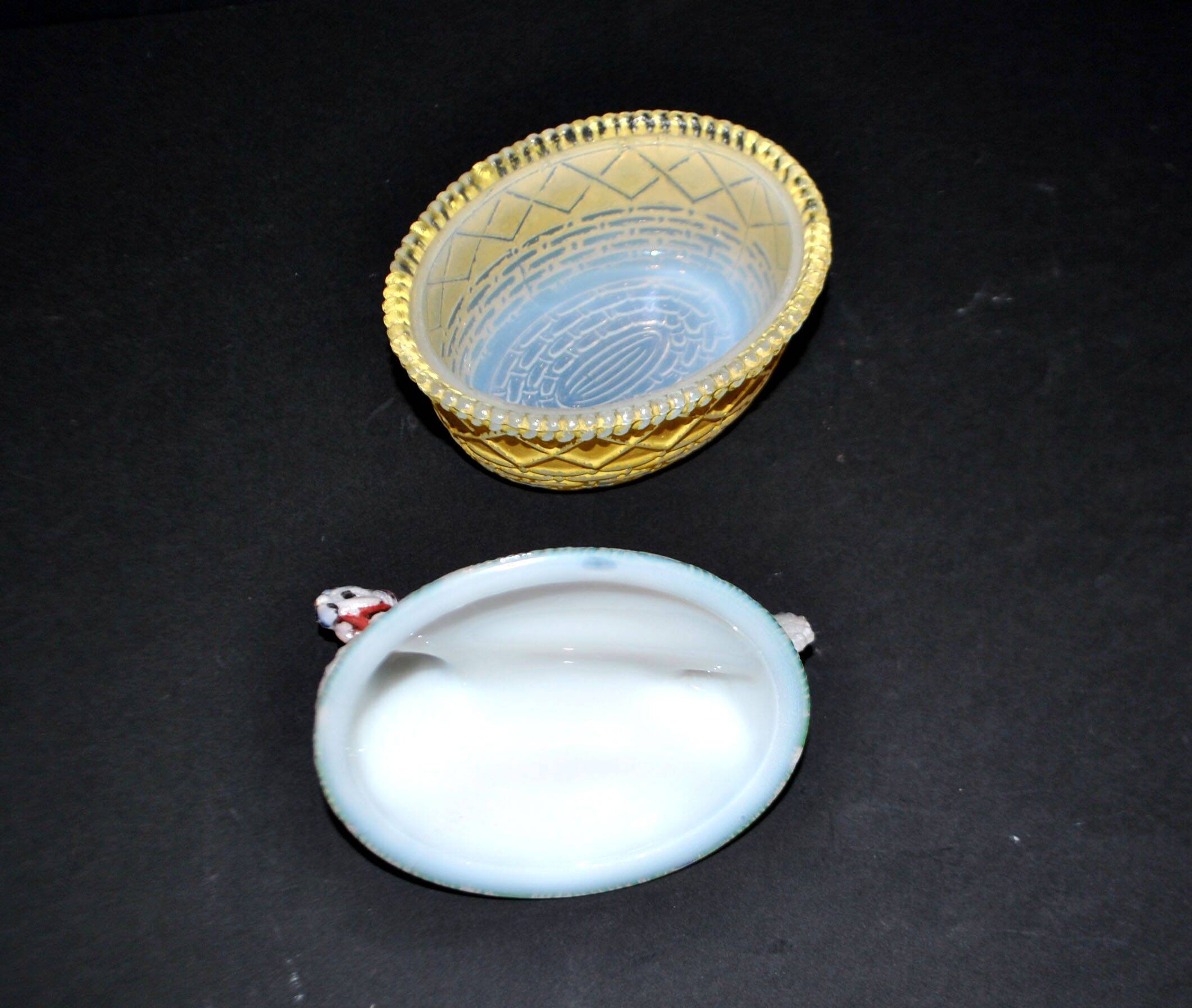 Portieux painted opaline glass hen candy box