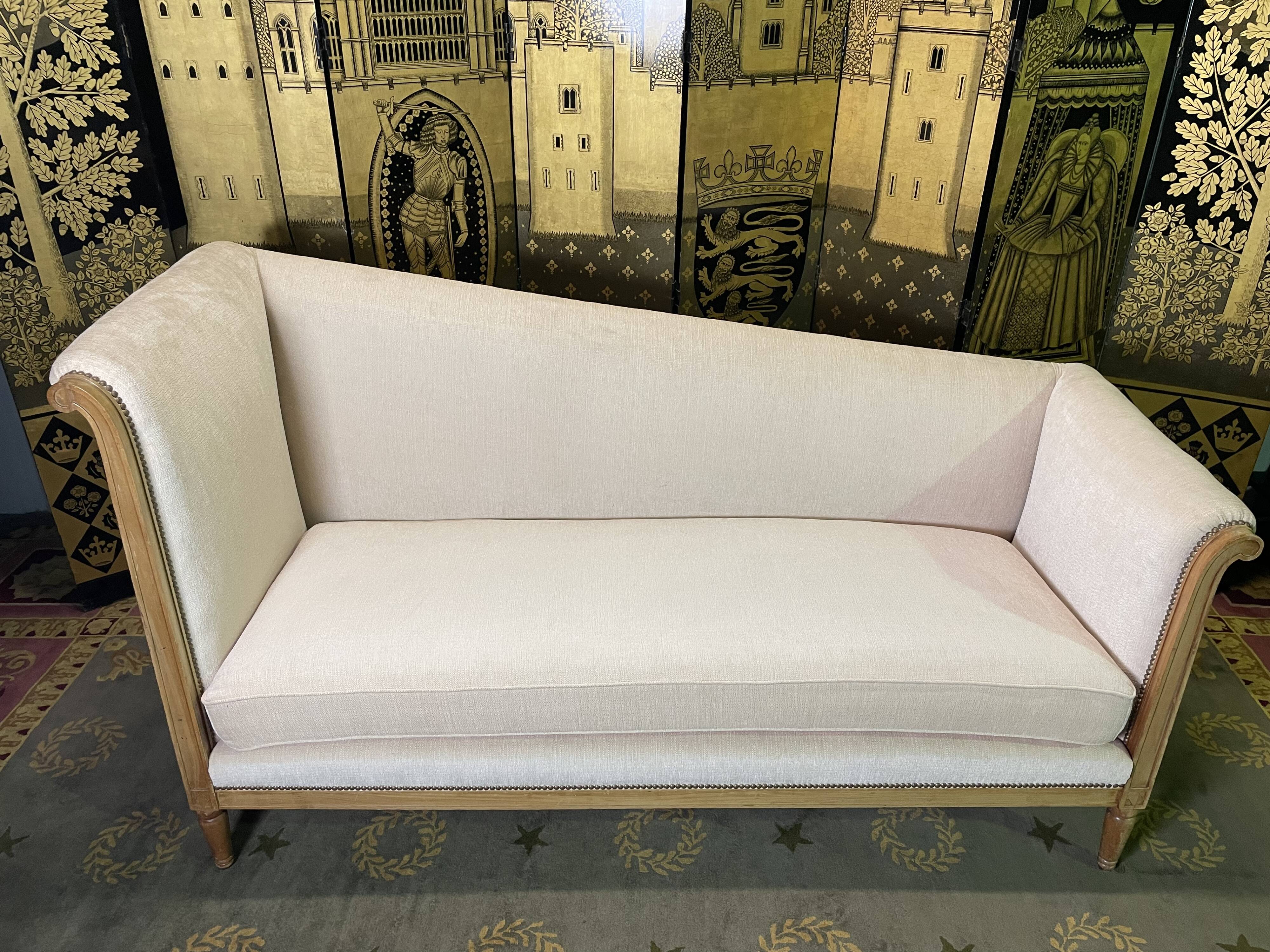 Sofa Louis XVI style