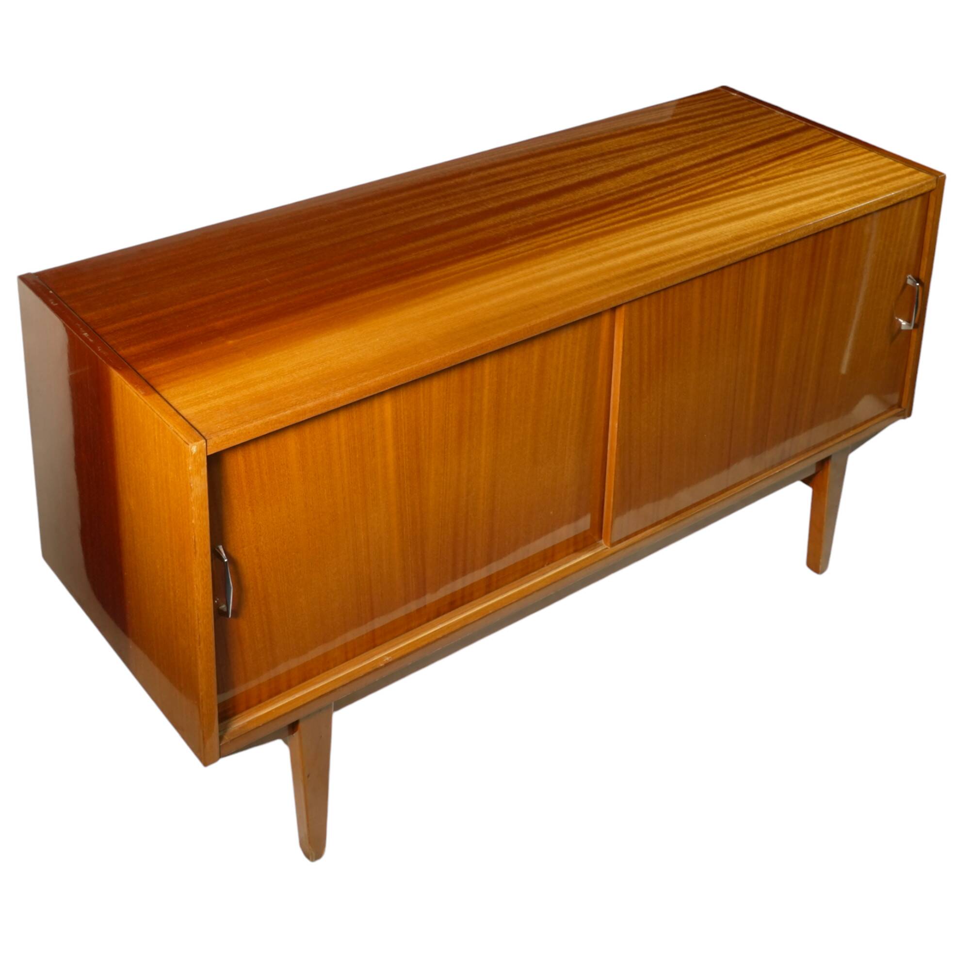 Violetta postmodernist chest of drawers, designed by Lesniewski. 1960