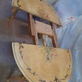 Round table for 4 to 10 place settings