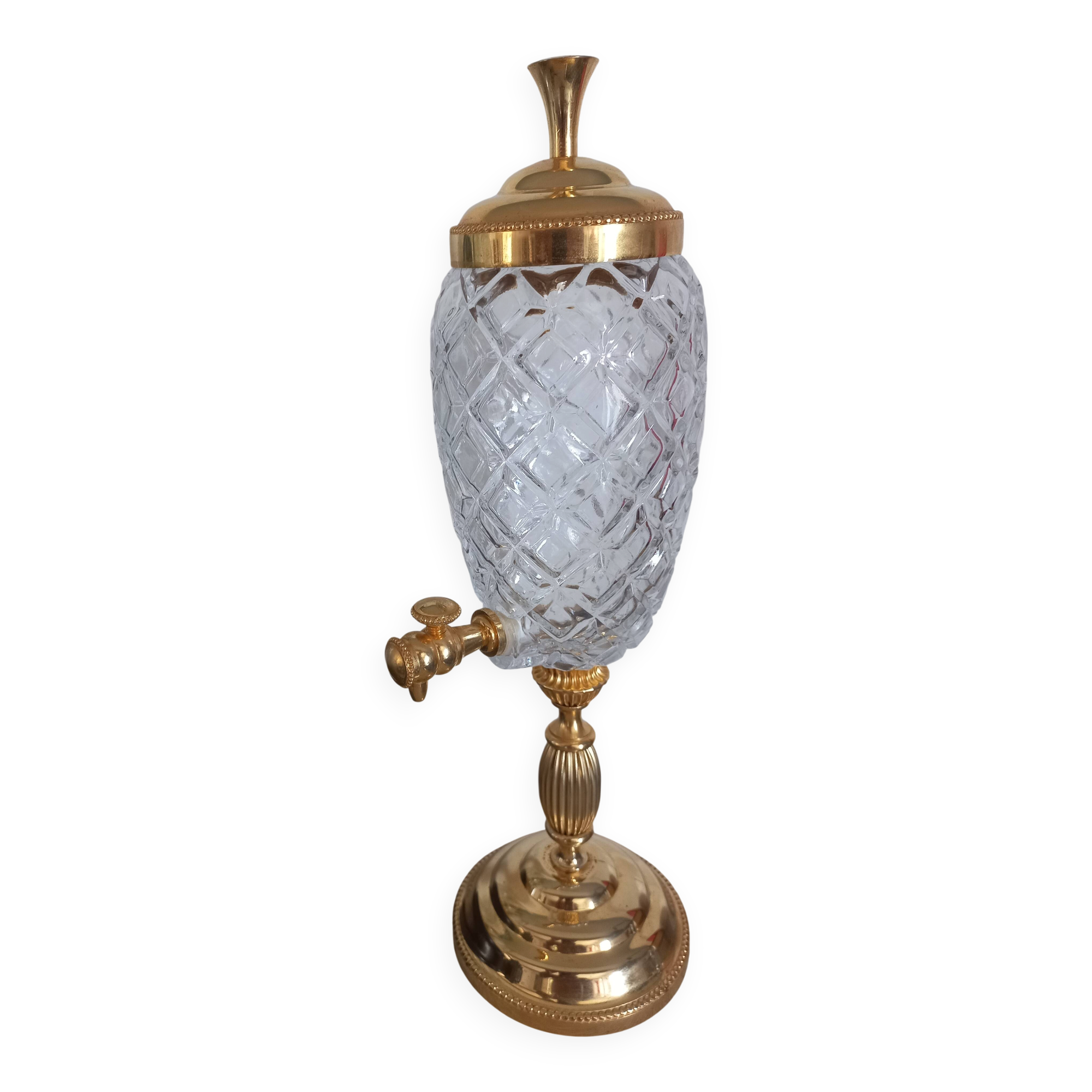 Pineapple liquor fountain