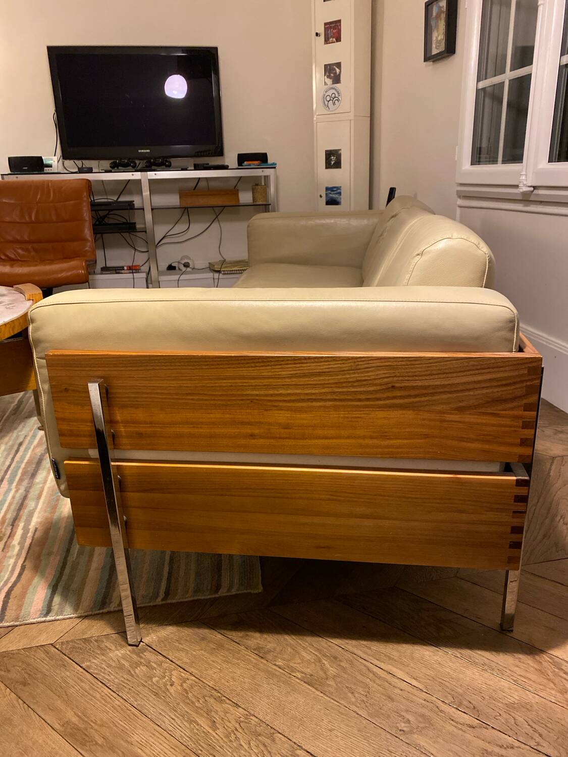 Beige leather canapé by Robin Day for Habitat