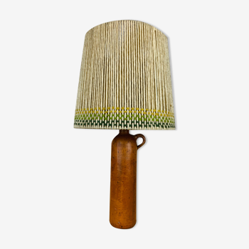 Corded stoneware lamp of wool