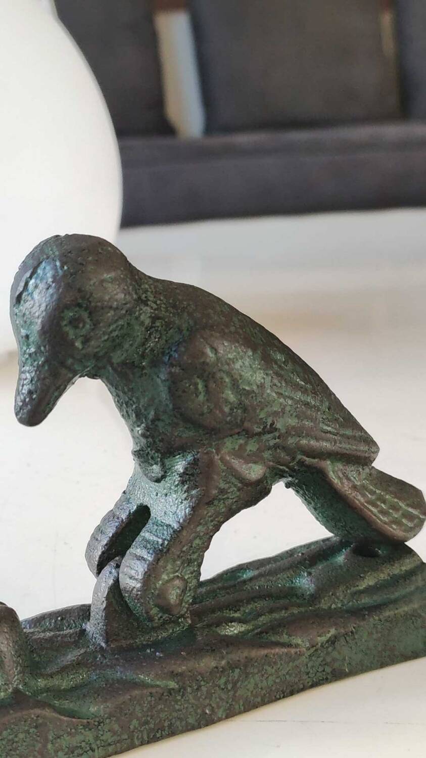 Door knocker/hammer in Green Pic shape, in cracked effect cast iron with green patina