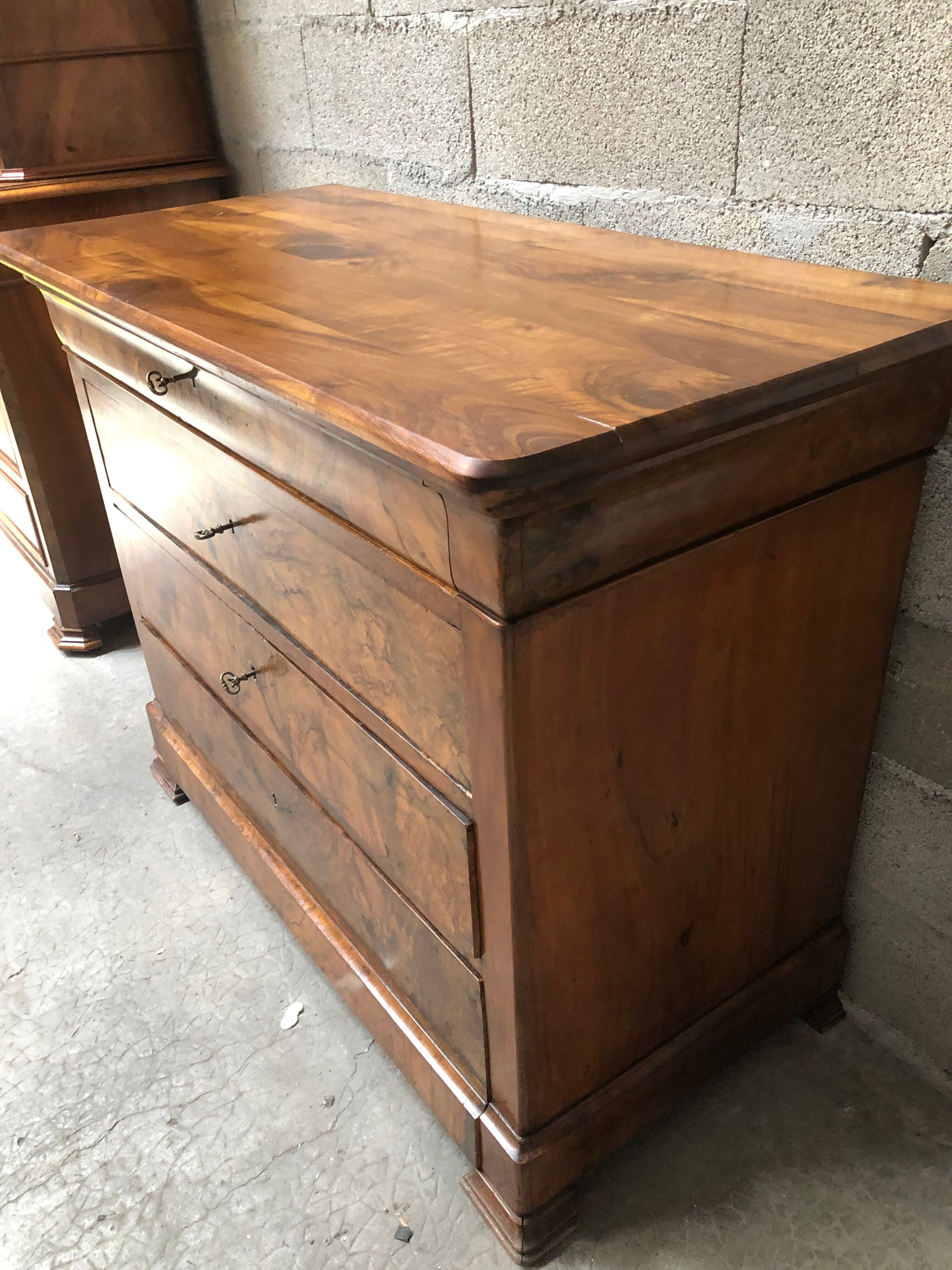 Louis Philippe old dresser