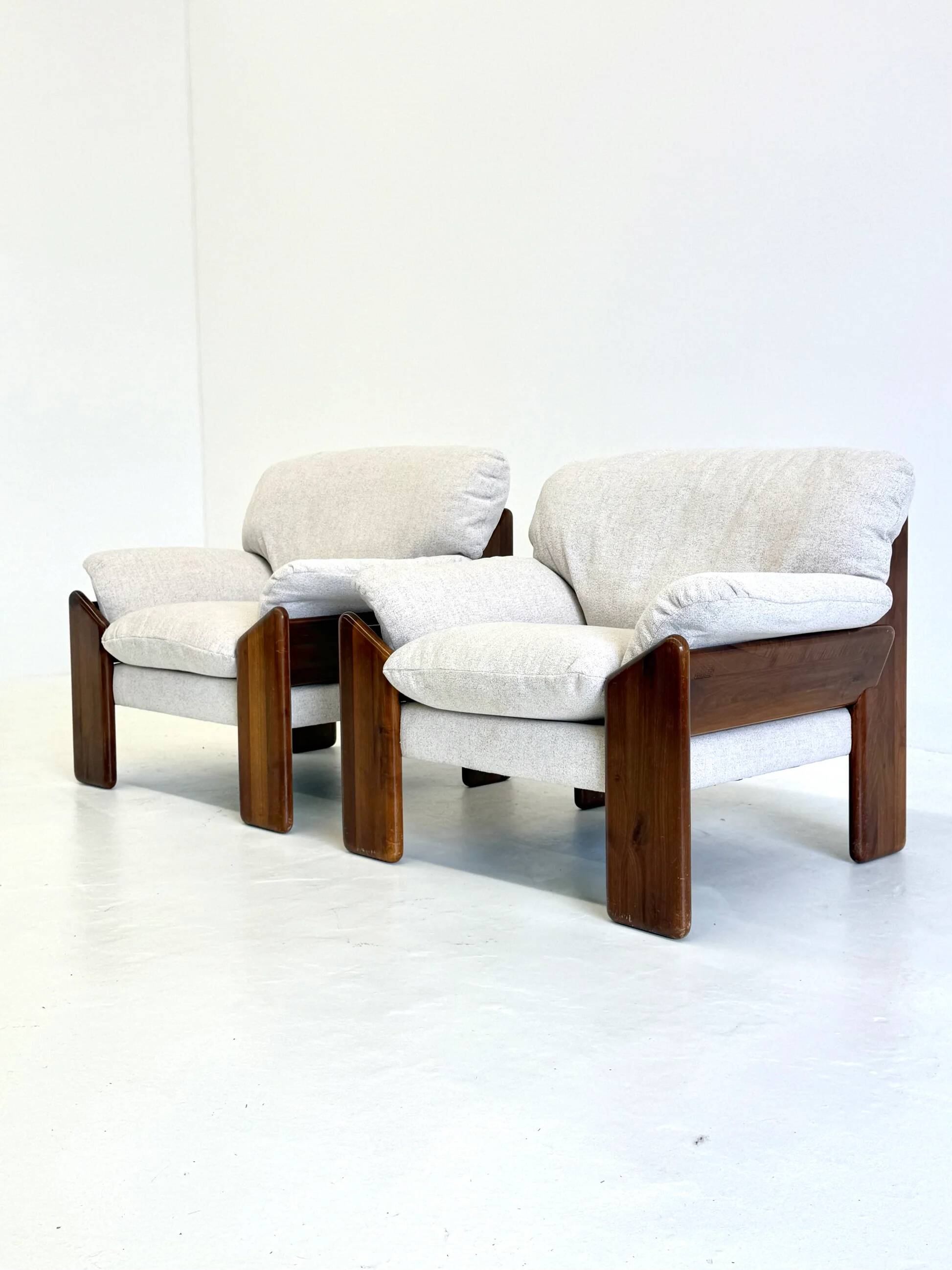 Fauteuil Sapporo crème de Mario Marenco pour Mobil Girgi