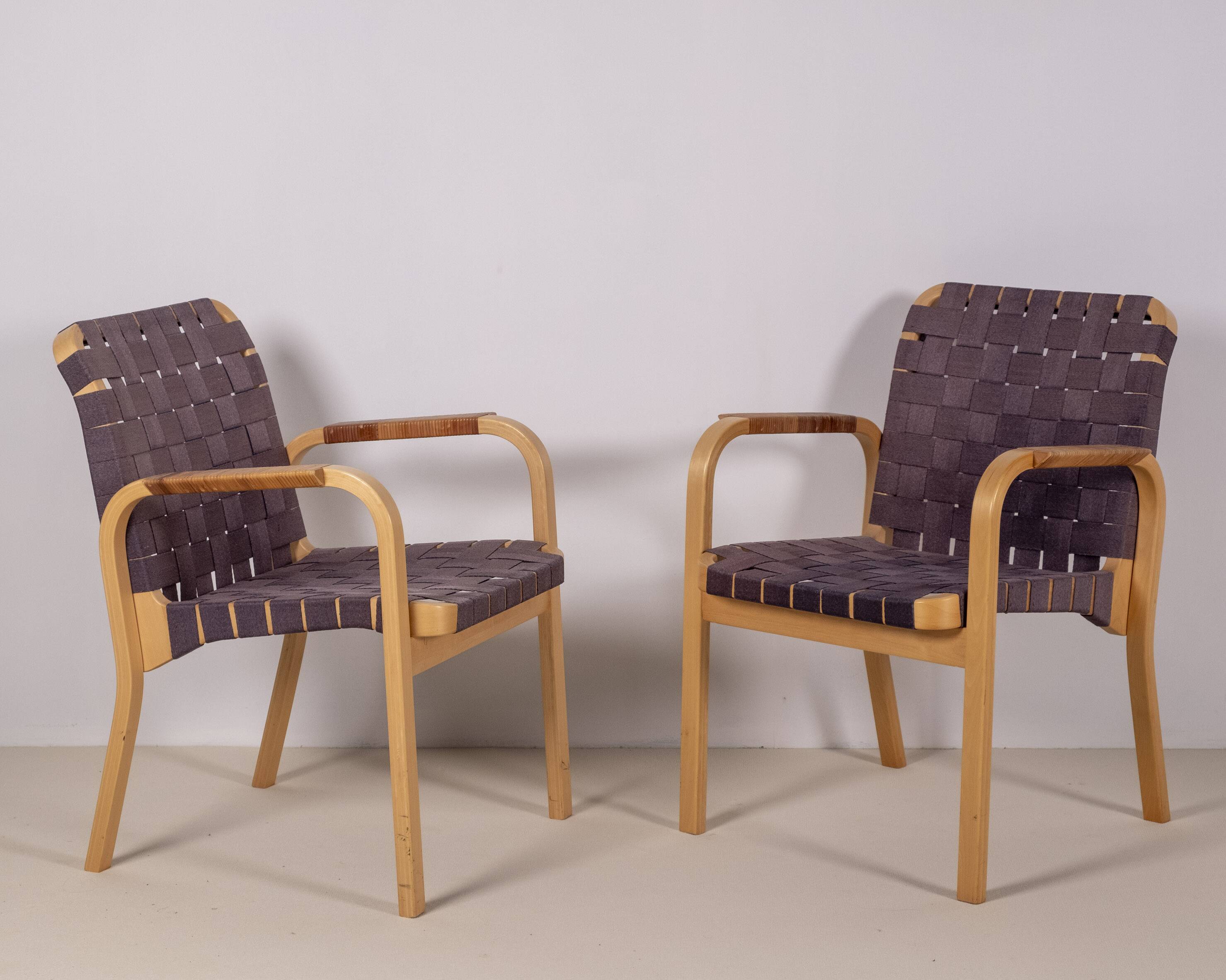 2 fauteuils Alvar Aalto modèle 45, années 1970, Artek Finlande