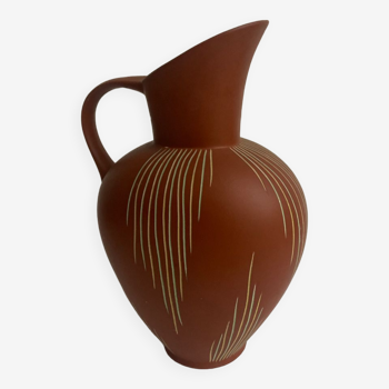 Pitcher vase